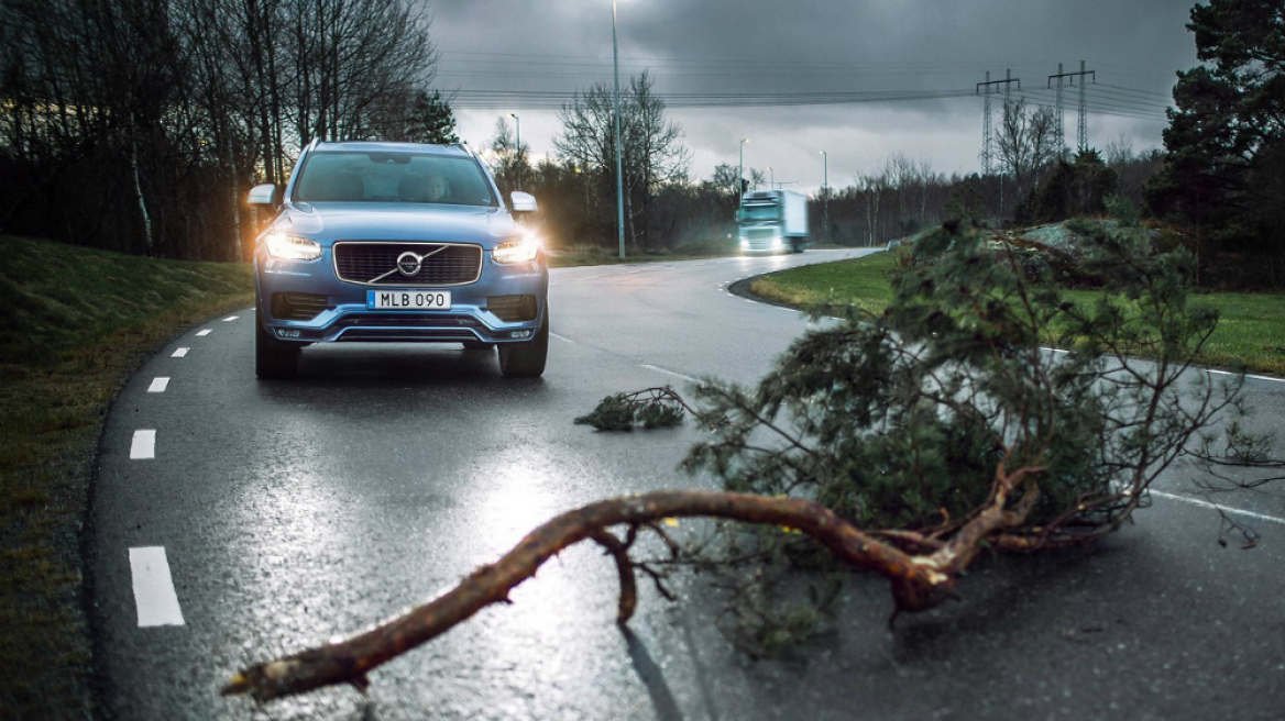 Η Volvo ενισχύει την οδική ασφάλεια