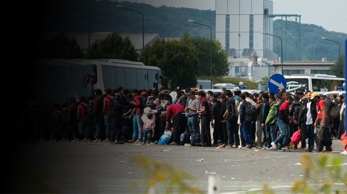 Αυστριακός υπουργός θα προτείνει στον Βίτσα: Να κάνουμε τα σύνορα αδιαπέραστα για τους μετανάστες