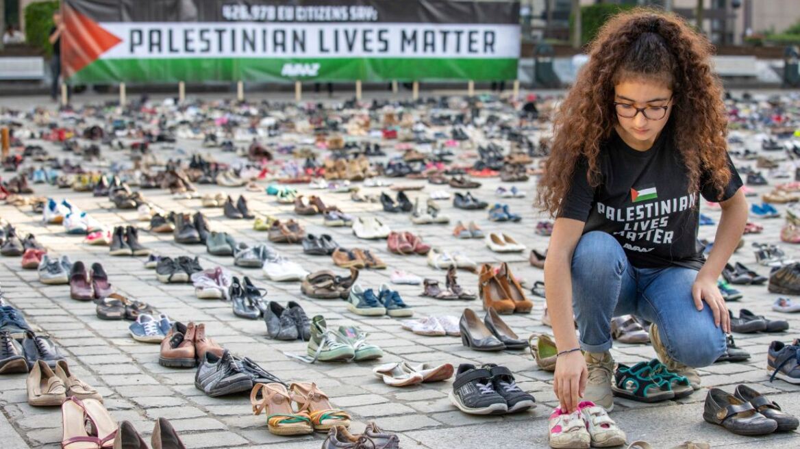 Βρυξέλλες: 4.500 ζευγάρια παπούτσια... όσοι και οι νεκροί Παλαιστίνιοι την τελευταία 10ετία