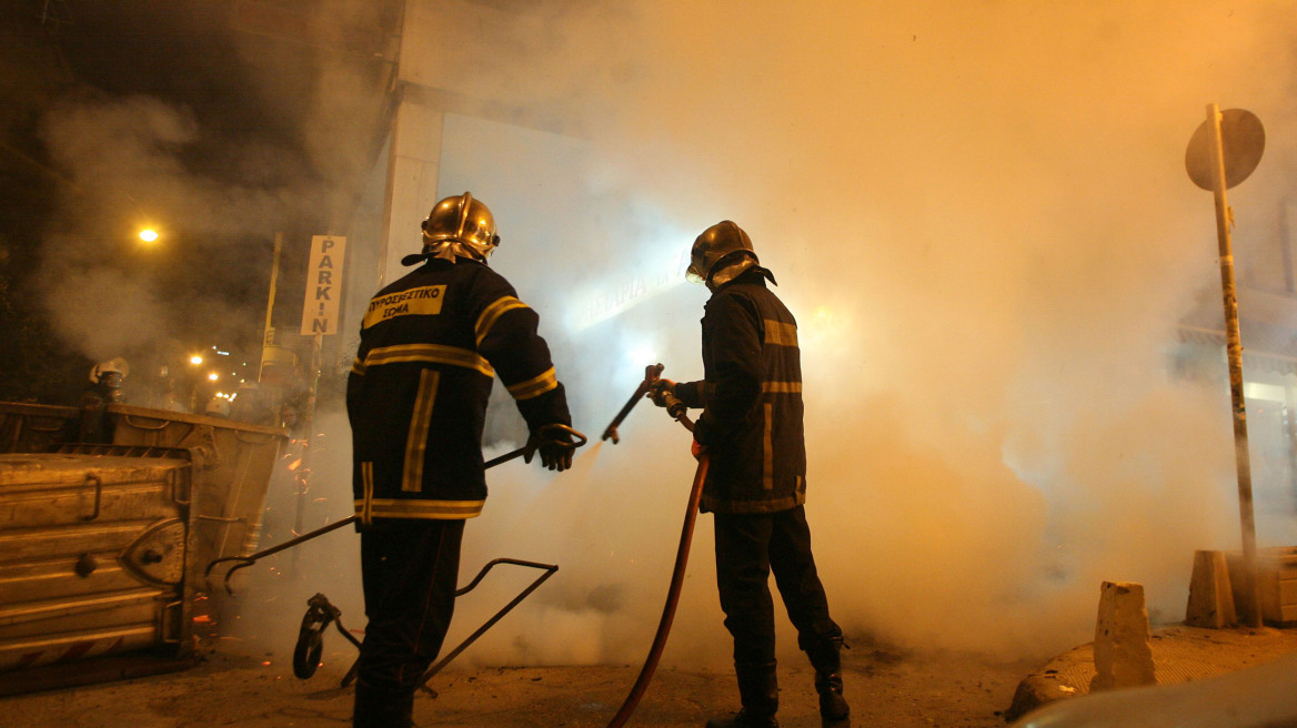 Φωτιά σε εργοστάσιο ανακύκλωσης στον Ασπρόπυργο