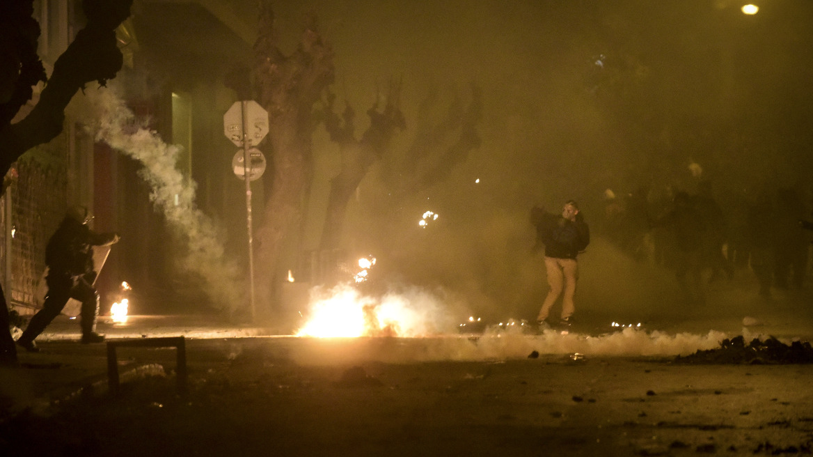 ΓΓ Ειδικών Φρουρών στο ΘΕΜΑ 104,6: Απούσα από τα Εξάρχεια η αστυνομία, δεν έχουμε τέτοιες εντολές