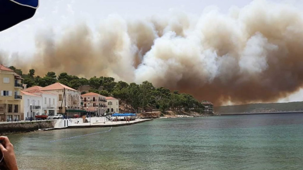 Υπό έλεγχο η  μεγάλη πυρκαγιά στην Πύλο