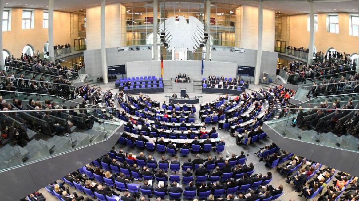 Γερμανία: Την Παρασκευή στην Bundestag η συμφωνία του Eurogroup για το ελληνικό πρόγραμμα