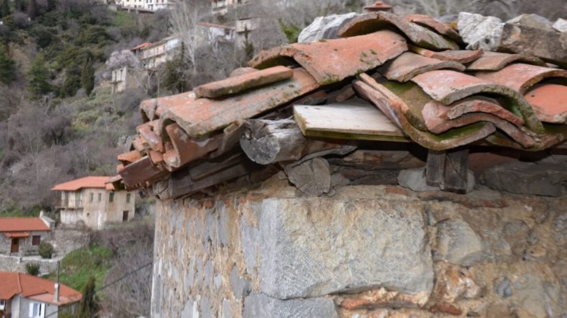 Τραγωδία στο Πολυνέρι Τρικάλων: Τοιχίο καταπλάκωσε και σκότωσε 80χρονη 