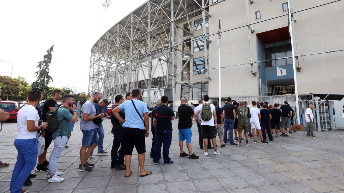 ΠΑΟΚ: Βράχηκαν από τη μπόρα και πήραν δώρο επίσημες εμφανίσεις της ομάδας