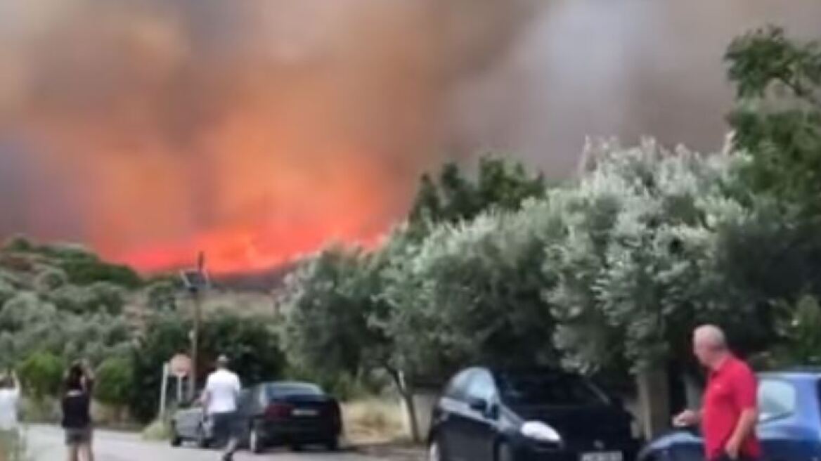 Έκκληση για βοήθεια από το Μάτι: Εγκλωβισμένες σε σπίτι 64χρονη και γυναίκα με κινητικά προβλήματα