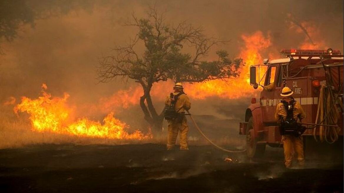 Καλιφόρνια: Τουλάχιστον 16 αγνοούμενοι από τις φονικές πυρκαγιές