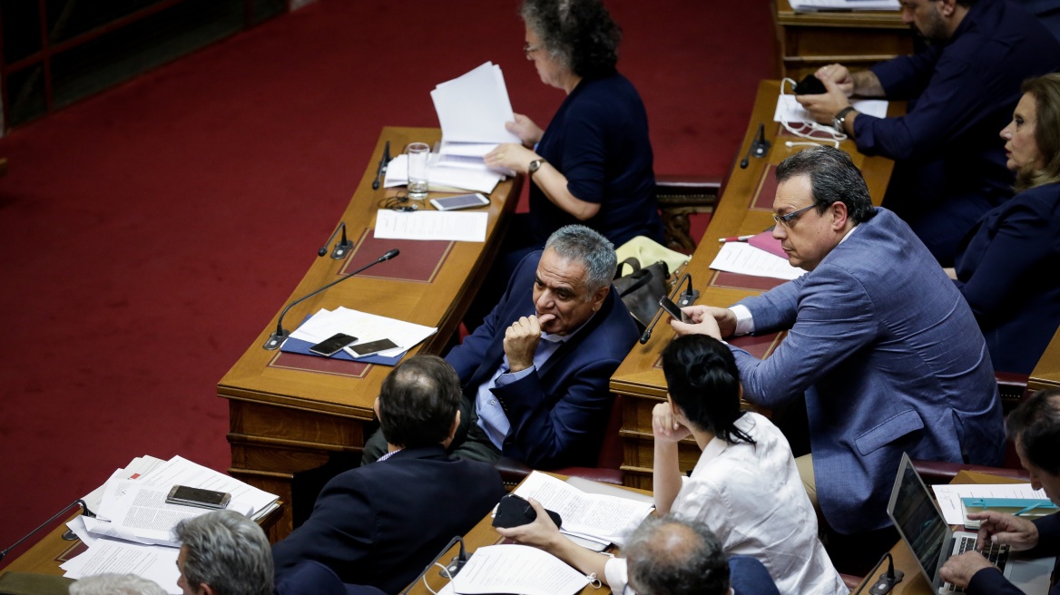 Βουλή: Ψηφίστηκαν τα μέτρα για τη στήριξη των πληγέντων από τις πυρκαγιές 