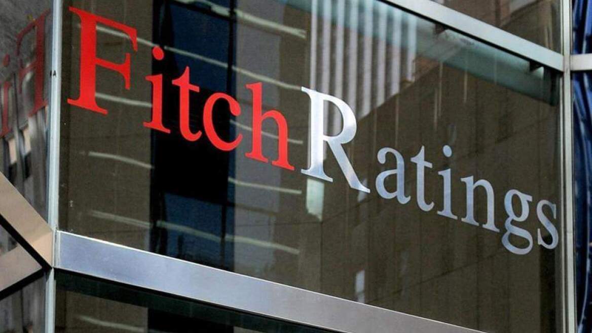 O οίκος Fitch αναβάθμισε την Ελλάδα σε «BB-» από «B»