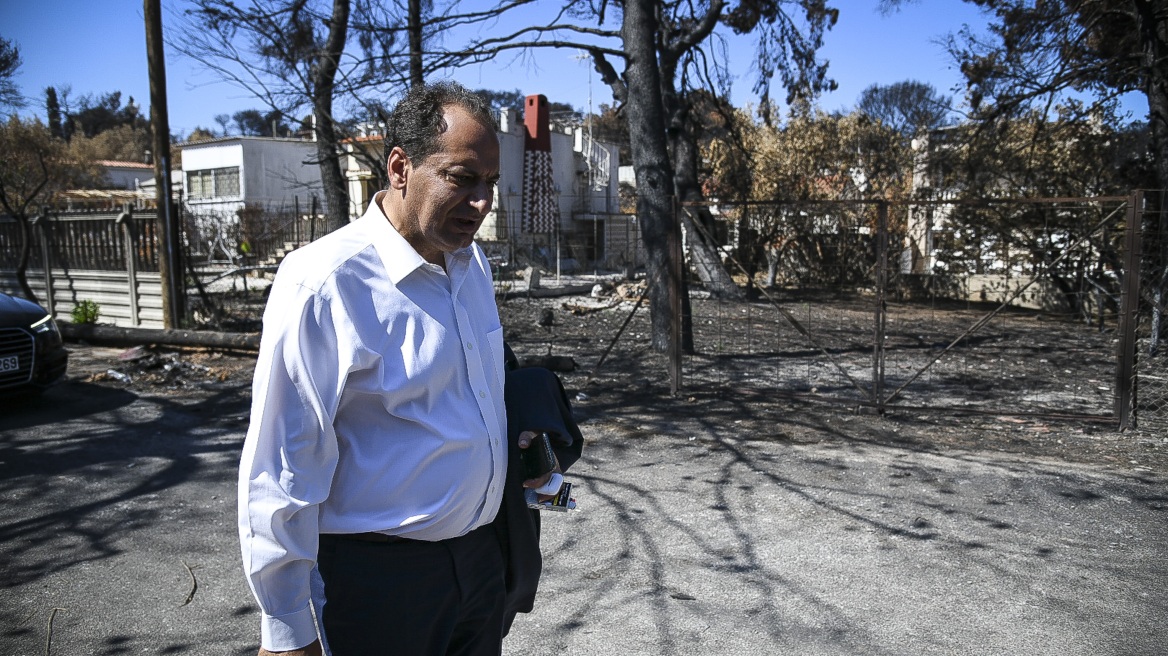 Σπίρτζης για πυρόπληκτες περιοχές: Έχουν εγκριθεί 49 πρωτόκολλα κατεδάφισης σε «κόκκινα» κτίρια 