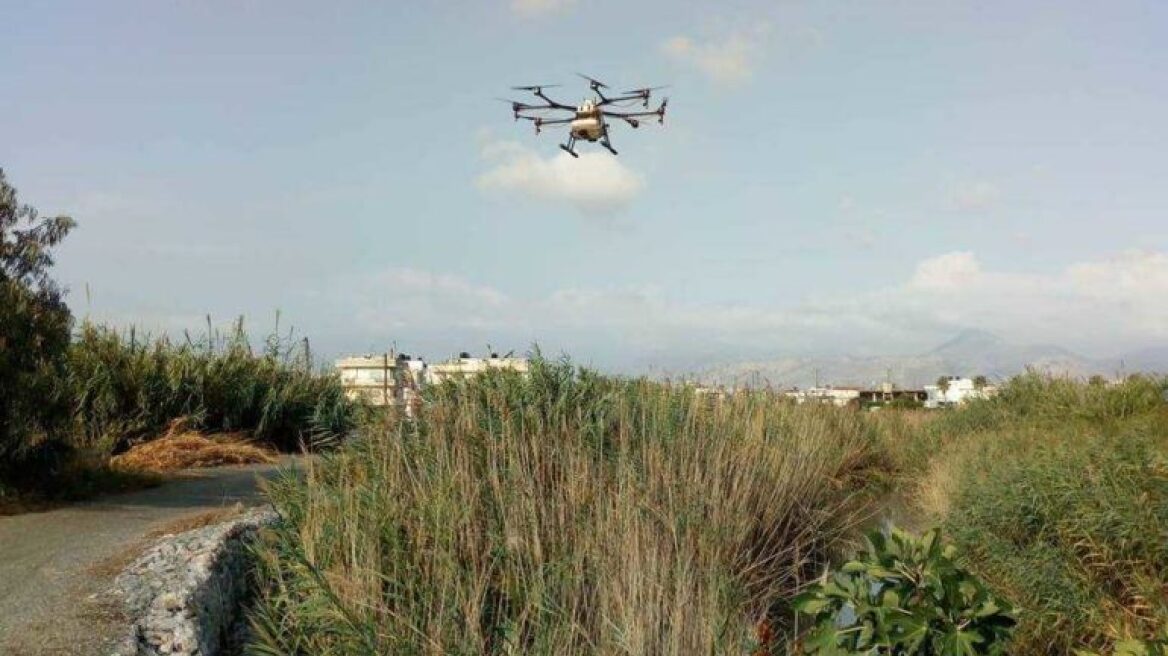 Κρήτη: Με drone... στη μάχη κατά των κουνουπιών