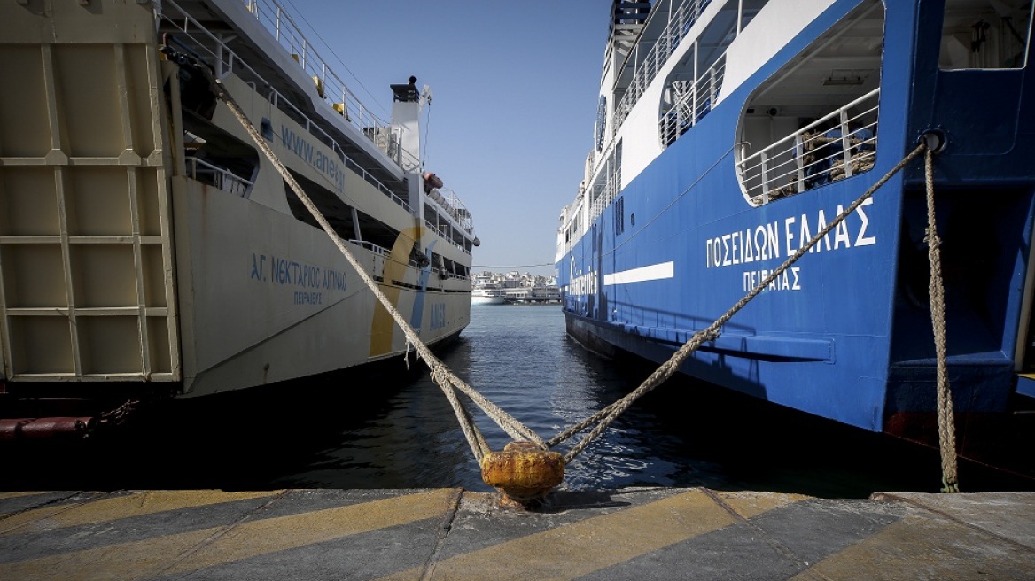 ΠΝΟ: 48ωρη πανελλαδική απεργία στα επιβατηγά πλοία την Τετάρτη 10 Νοεμβρίου