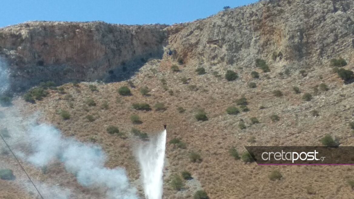 Ηράκλειο: Μεγάλη φωτιά στην περιοχή της Τυλίσου