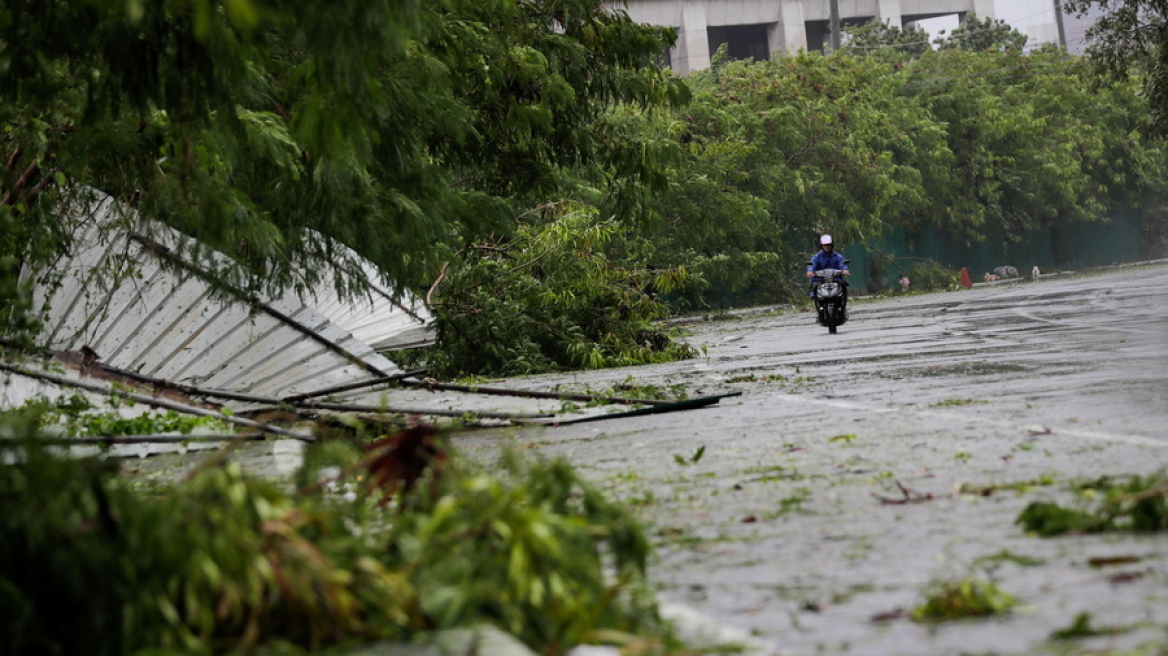 Δύο νεκροί από τον τυφώνα- «τέρας» Mangkhut που χτυπά τις Φιλιππίνες - «Ξεσπιτώθηκαν» 4 εκατ. άνθρωποι