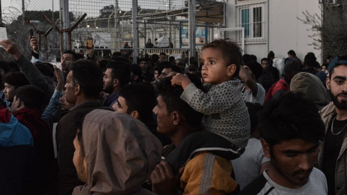 Γιατροί Χωρίς Σύνορα: Σε εμπόλεμες ζώνες ζητάμε εκκένωση παιδιών όπως στη Μόρια