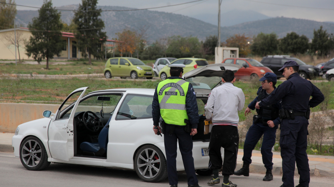 Βιασμός 22χρονης στο Ζεφύρι: Είχε ξαναβιάσει και αφέθηκε ελεύθερος ο 58χρονος Ρομά 