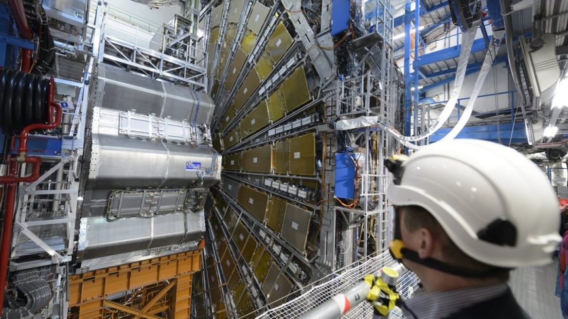 Ιταλός επιστήμονας «έφαγε πόρτα» από το Cern μετά από σεξιστικό ντελίριο