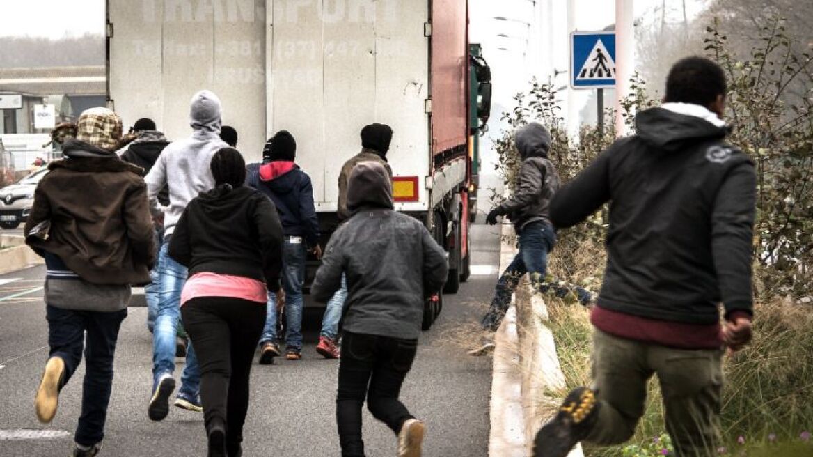 Le Soir: Το 55% των Βέλγων θεωρεί πολύ επιεική τη διαχείριση των μεταναστών που περνούν από τη χώρα