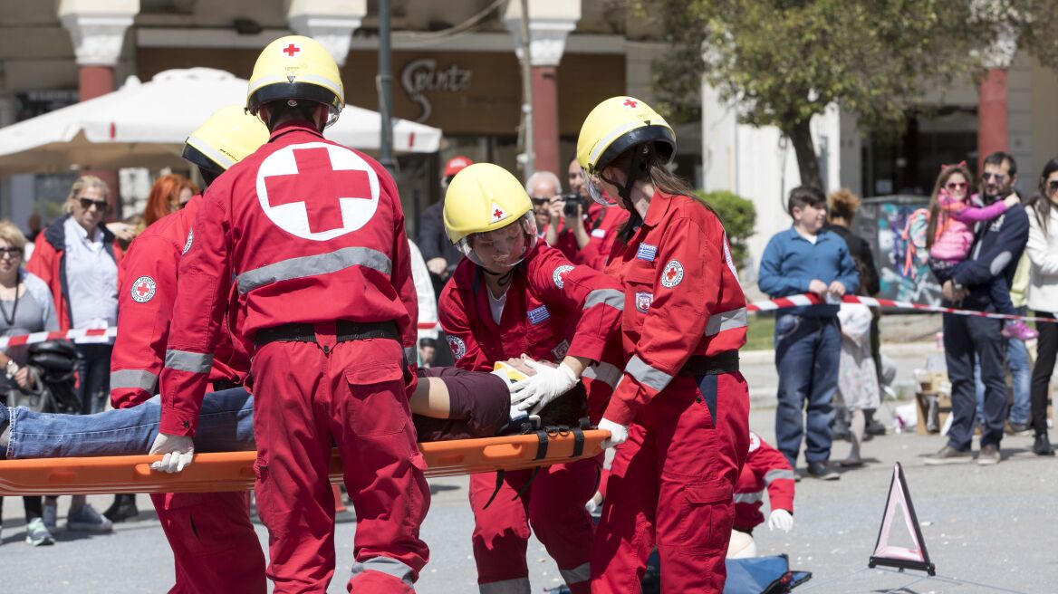 Προθεσμία δύο μηνών έλαβε ο Ελληνικός Ερυθρός Σταυρός για να αποφύγει το Grexit