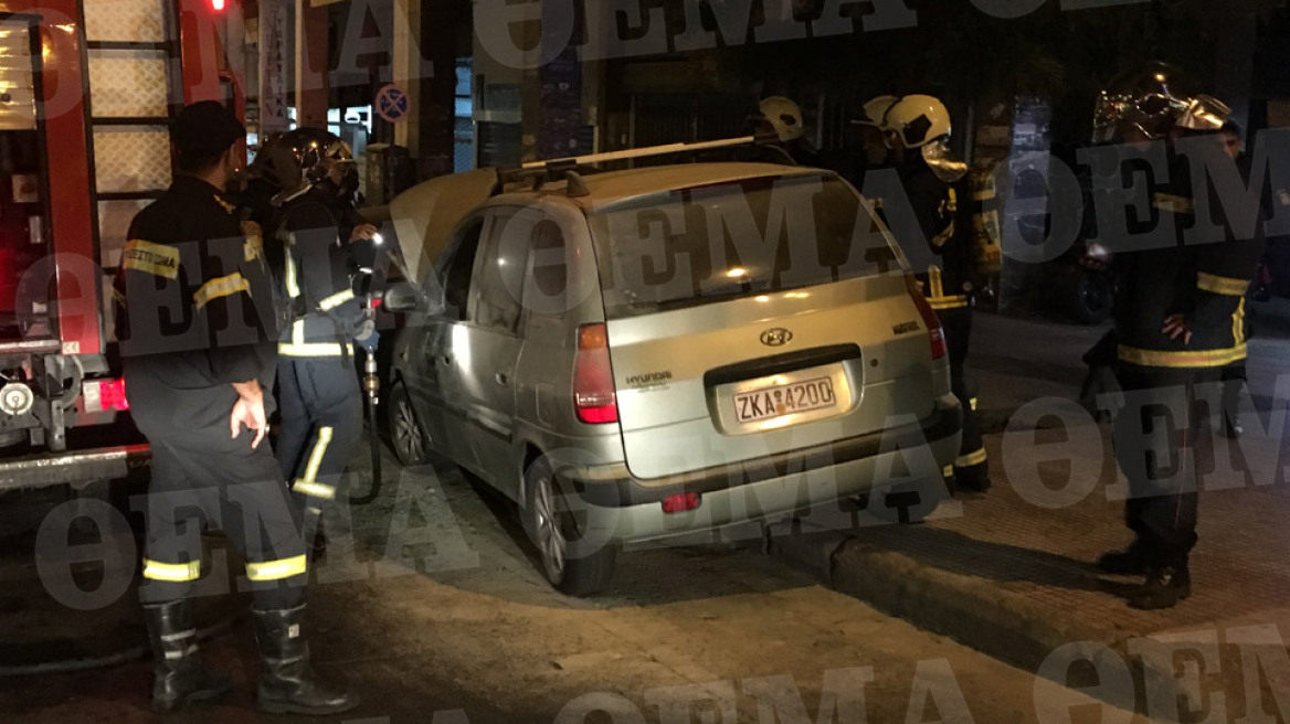  Επίθεση με μολότοφ στο Α.Τ. Ομόνοιας - Τέσσερις αστυνομικοί τραυματίες