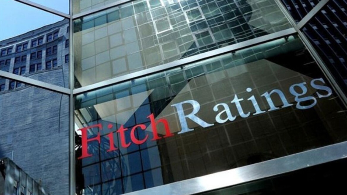 Ο οίκος Fitch αναβάθμισε καλυμμένα ομόλογα της Πειραιώς και της Εθνικής