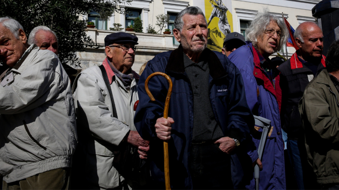 Aναδρομικά: «Καταιγίδα» αιτήσεων από συνταξιούχους - Ξεπέρασαν τις 350.000