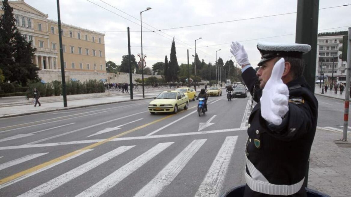 Έκτακτες κυκλοφοριακές ρυθμίσεις για το Πολυτεχνείο