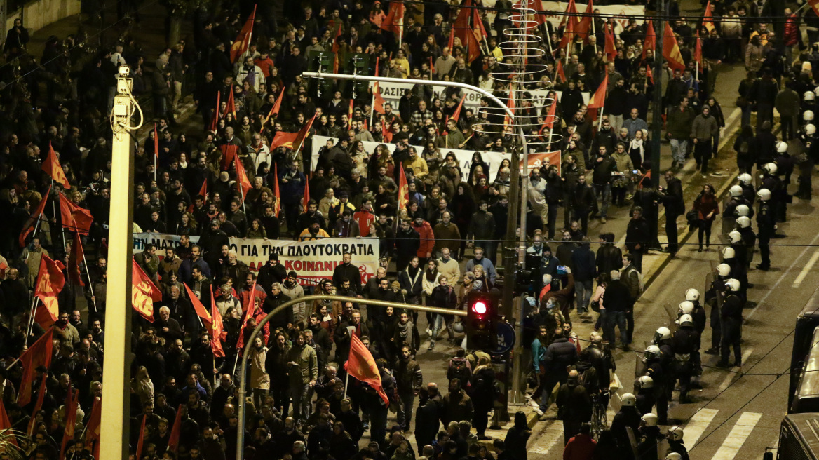 Ανοιχτοί όλοι οι δρόμοι στο κέντρο της Αθήνας - Κλειστή μόνο η Πατησίων