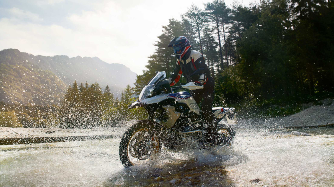 BMW all in ride. Καινοτομία και προνομιακοί όροι στη χρηματοδότηση μοτοσικλέτας από την BMW Financial Services