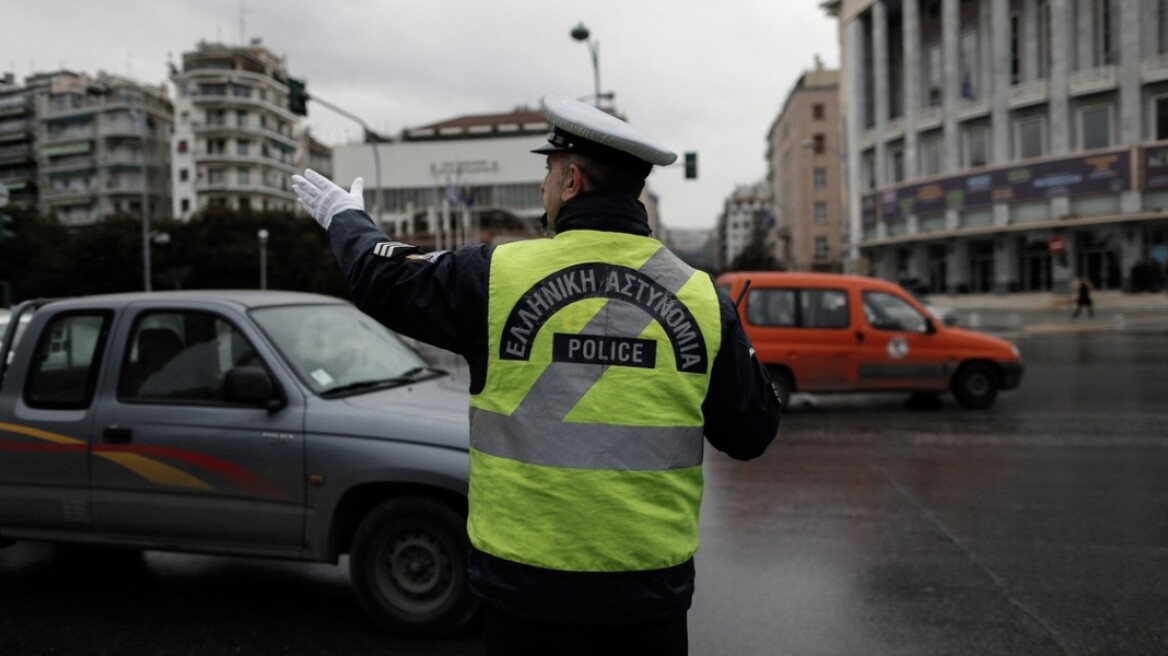 Τα έκτακτα μέτρα της Τροχαίας για τις γιορτές 