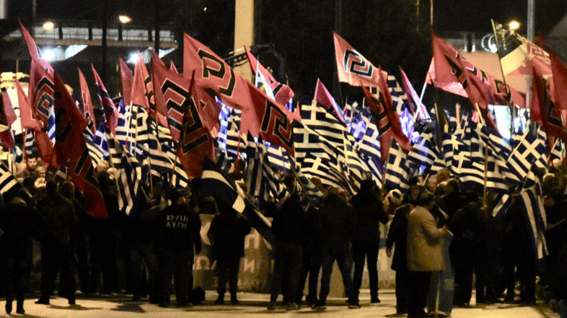 Πορεία μελών της Χρυσής Αυγής για την επέτειο των Ιμίων