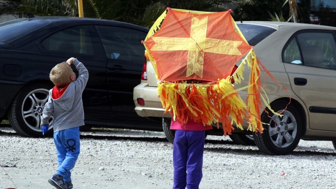 ΔΕΔΔΗΕ: Προσοχή στο πέταγμα των χαρταετών