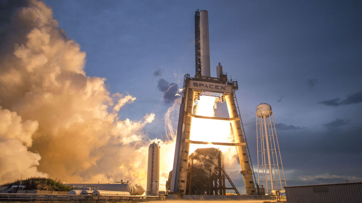 Δορυφορικό ίντερνετ από τη SpaceX για κέρδη πολλών δισ. δολαρίων