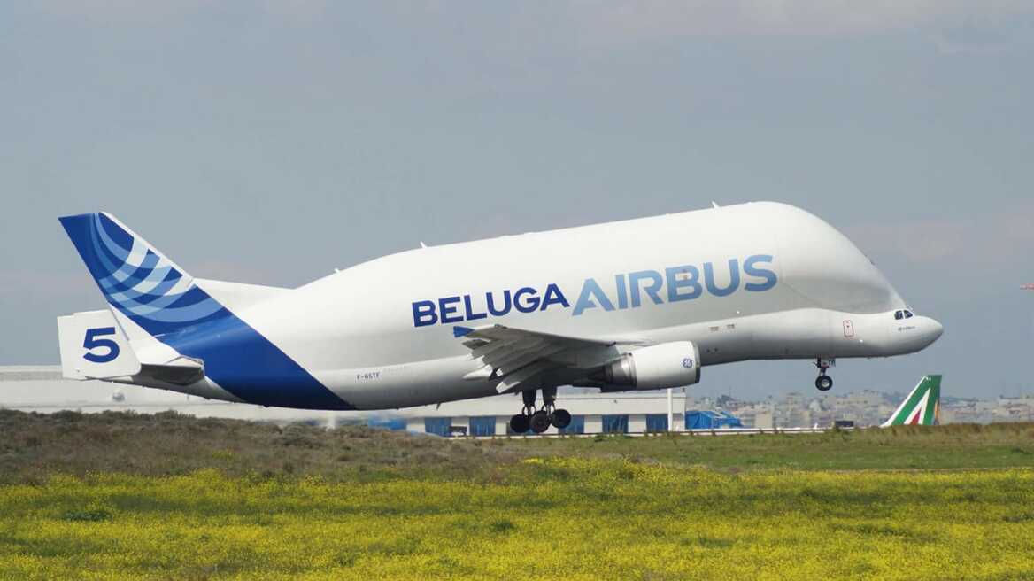 Beluga Airbus: Η «φάλαινα των αιθέρων» προσγειώθηκε στο «Ελευθέριος Βενιζέλος»