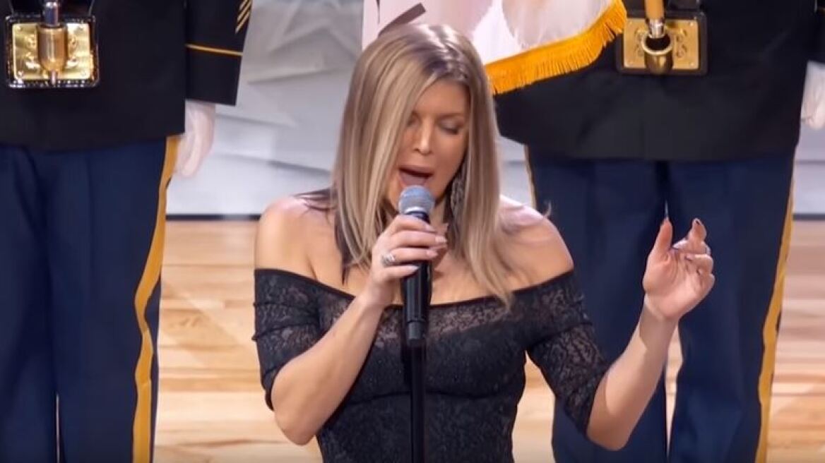 Βίντεο: Η Fergie εκτέλεσε στο All Star Game την πιο σέξι εκδοχή του εθνικού ύμνου των ΗΠΑ