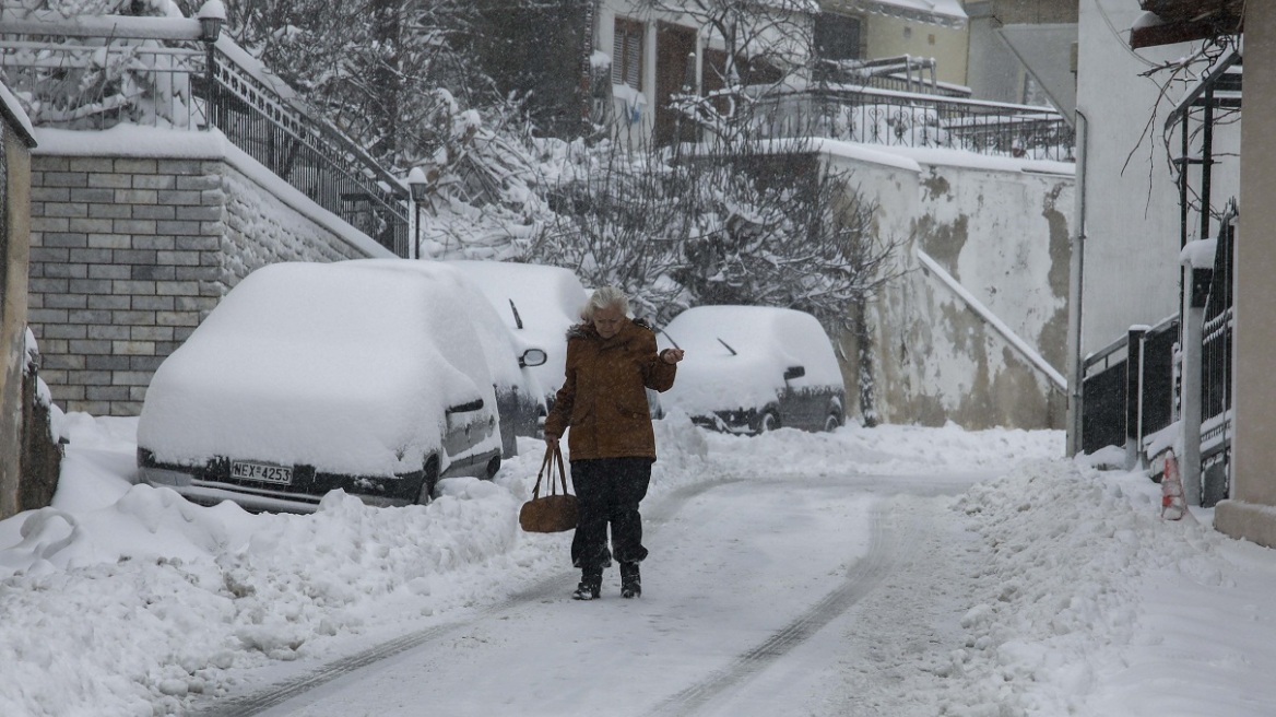 Κλειστά αύριο τα σχολεία στη Δυτική Μακεδονία λόγω χιονιά