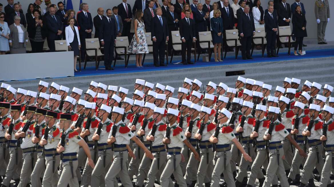 Χωρίς τανκ αλλά με κόστος έως 30 εκατ. δολάρια η στρατιωτική παρέλαση που ετοιμάζει ο Τραμπ