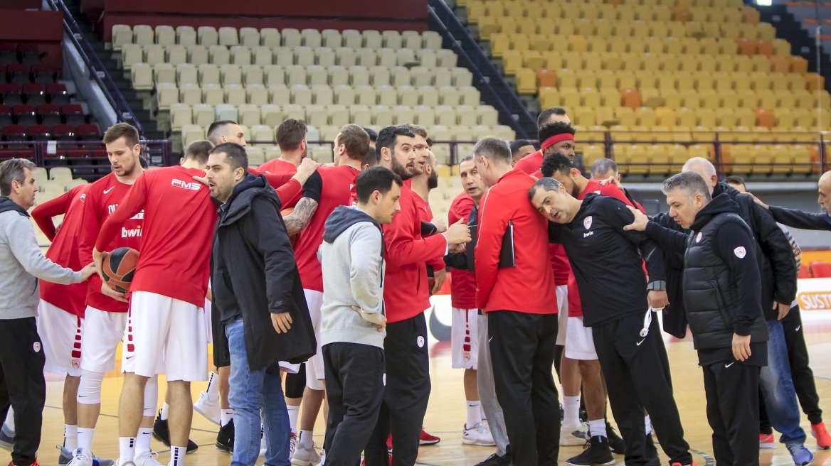 Στην προπόνηση του Ολυμπιακού ο Γιώργος Αγγελόπουλος