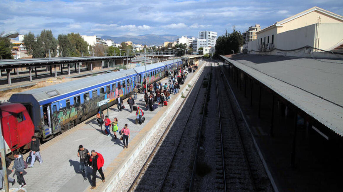 Εξαρθρώθηκε σπείρα «πορτοφολάδων» στον σιδηροδρομικό σταθμό της Αθήνας