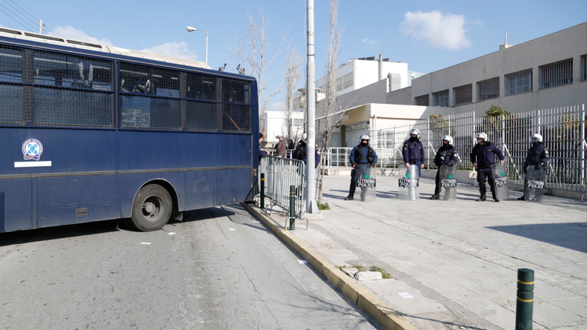 Νεκρός Αλβανός κρατούμενος σε συμπλοκή στον Κορυδαλλό