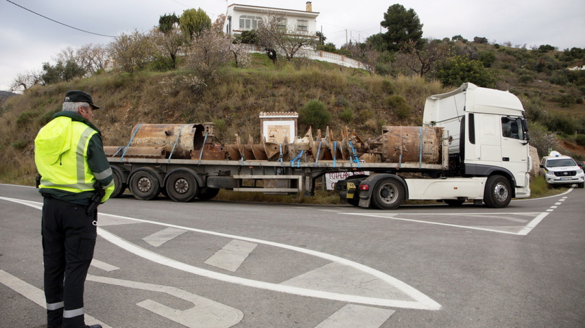 Ισπανία: Θα ανοίξουν σήραγγα βάθους 100 μέτρων για να σώσουν το 2χρονο αγοράκι! 