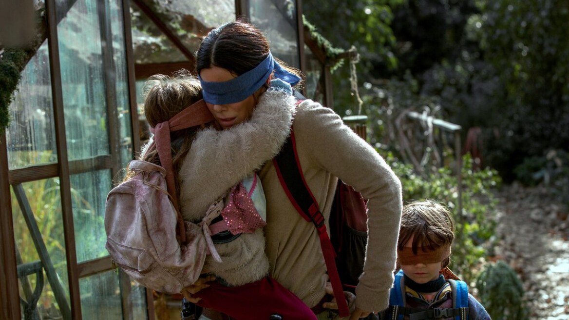 Καναδάς: Γιατί το Bird Box της Σάντρα Μπούλοκ προκάλεσε την αντίδραση της κυβέρνησης του Κεμπέκ