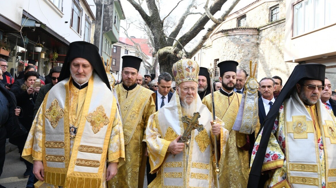 Ο Οικουμενικός Πατριάρχης τέλεσε τον αγιασμό των υδάτων στην Τρίγλια για πρώτη φορά μετά το 1922