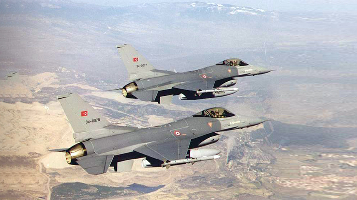 Τουρκικά F-16 πέταξαν πάνω από τρία ελληνικά νησιά