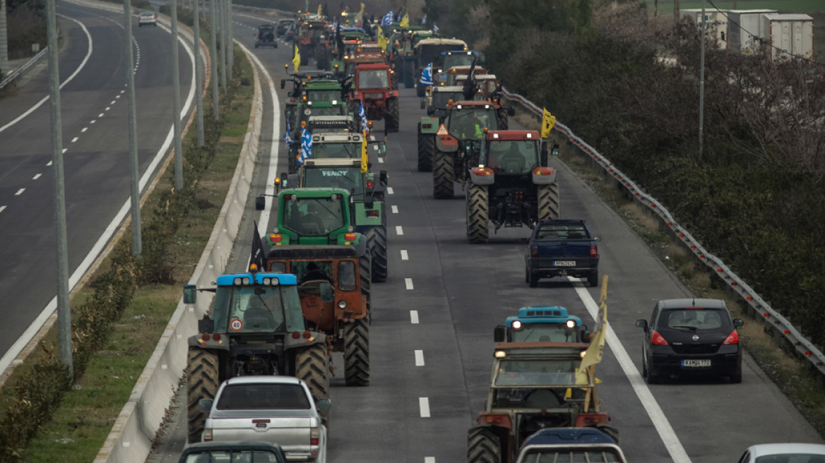 «Τελεσίγραφο» μέχρι το απόγευμα της Δευτέρας δίνουν στην κυβέρνηση οι αγρότες