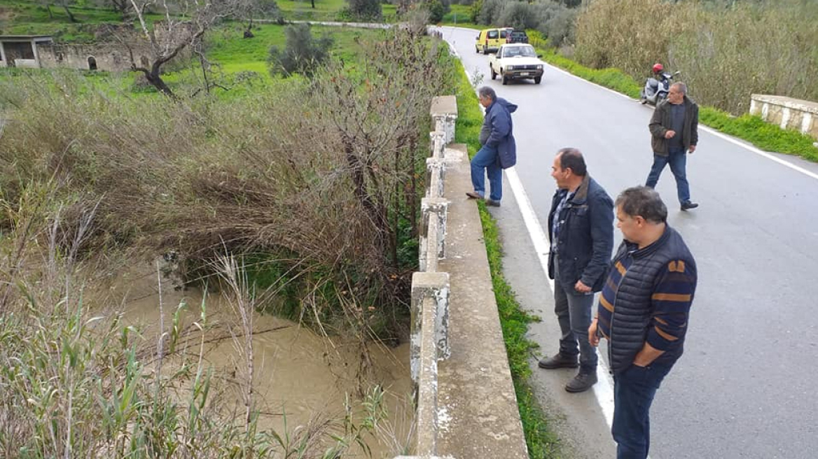 Θρίλερ με τους 4 αγνοούμενους στην Κρήτη  - Οι αγωνιώδεις εκκλήσεις για βοήθεια στην Άμεση Δράση