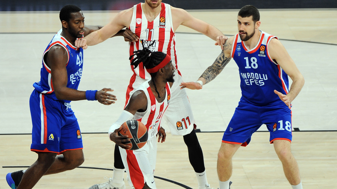 Euroleague, Εφές-Ολυμπιακός 75-65: Τα έχασε όλα στην Πόλη