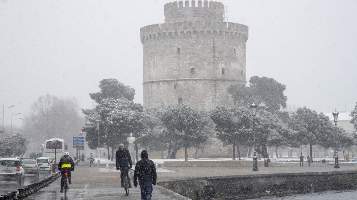 Καιρός: Η «Ωκεανίς» φέρνει χιόνια και πτώση στη θερμοκρασία