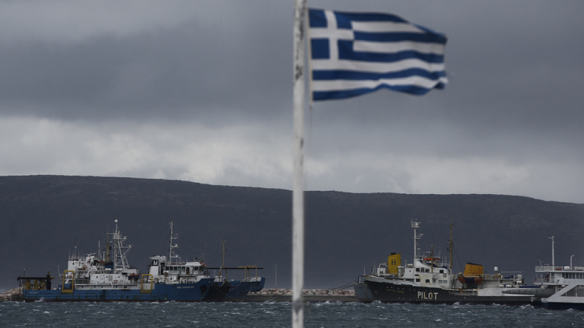 Μέχρι 10 μποφόρ στα πελάγη: Παραμένει το απαγορευτικό απόπλου