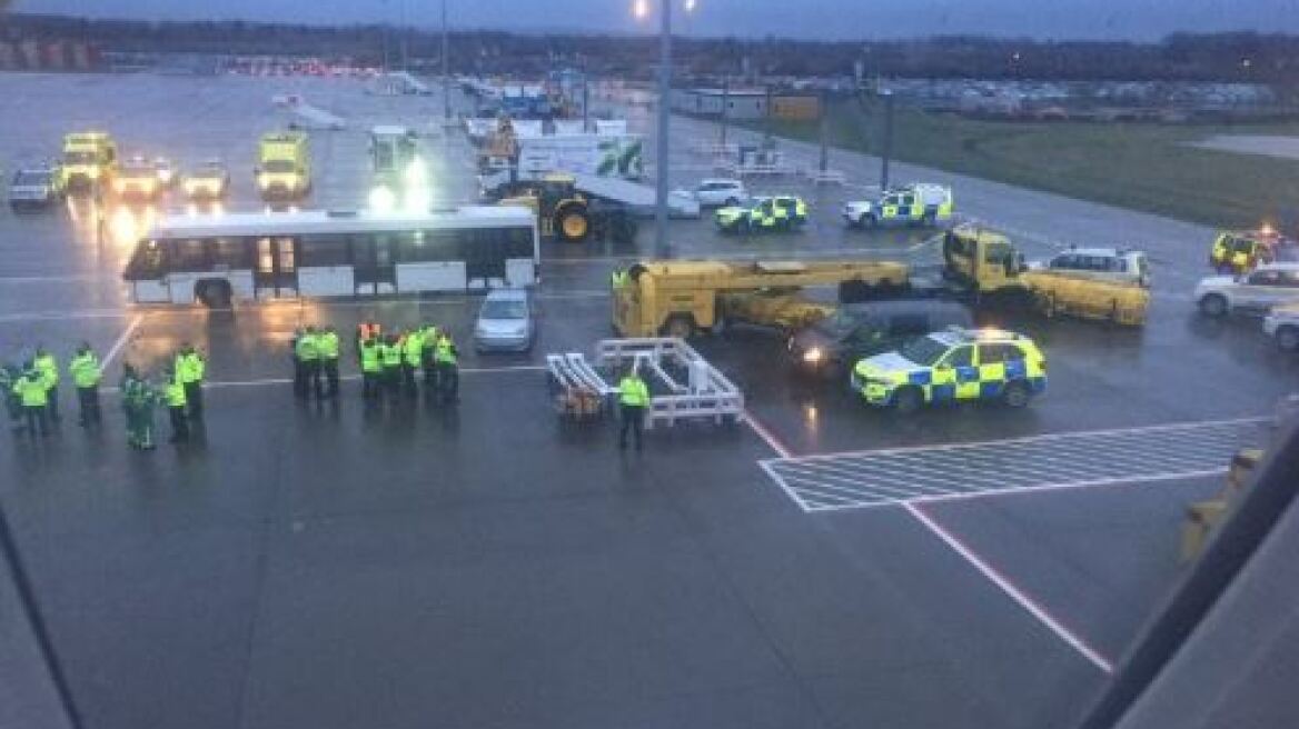 Συναγερμός στο Gatwick: Σε καραντίνα πάνω από 100 επιβάτες της Virgin λόγω «μυστηριώδους ασθένειας»